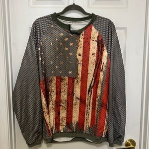 NWOT patriotic long sleeve light weight sweat shirt in size xl